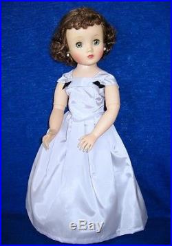 BEAUTIFUL VINTAGE 16 IN ELISE DOLL & CLOTHES WithBOXES BY MADAME ALEXANDER IN 50'S