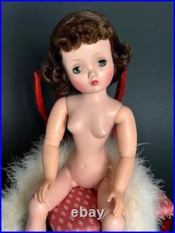 Beautiful Brunette Vintage 1950's Madame Alexander Cissy Doll