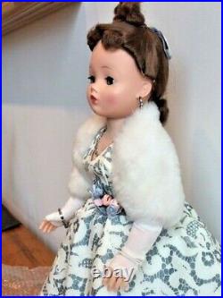Brunette 1957 Madame Alexander Cissy In Dressed for the opera #2172 near M. A. O