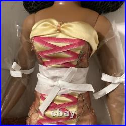 Cissy Madame Alexander 21 Inch AA Life In The Limelight 2001 NRFB #93 of 200