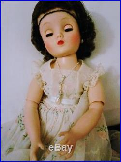 Doll Cissy, Madame Alexander 1950/60 /Original dress/Elise in Garden Party Gown