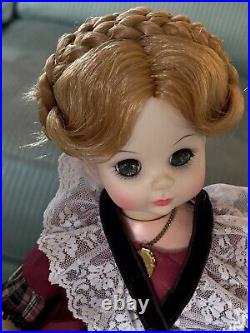 Elegant Dolls by Madame Alexander Six of The First Ladies Series Two 12 Clean