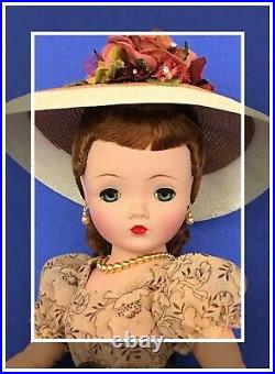 Exquisite Russet-Haired Vintage Madame Alexander Cissy A Vision Of Perfection