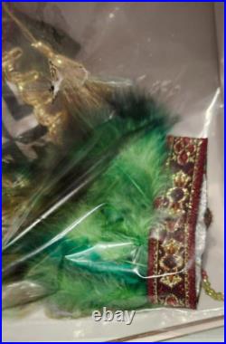 Fabulous Madame Alexander Mexico Doll #59450 w Feathered Headdress & Box