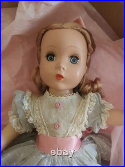Gorgeous 1949 Madame Alexander Little Women BETH Doll / Wrist Tag & Box