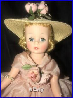 Gorgeous 1950s Cissette Doll In Lovely Peach Gown With Flowers
