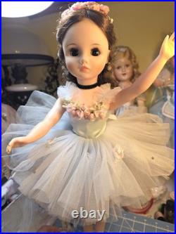 Gorgeous! Madame Alexander 17 Retired 1966 Dark Eyed Elise Ballerina All Orig