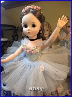 Gorgeous! Madame Alexander 17 Retired 1966 Dark Eyed Elise Ballerina All Orig