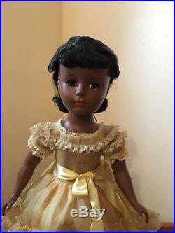 Gorgeous Rare vintage Black doll, Madame Alexander 1952 Cynthia