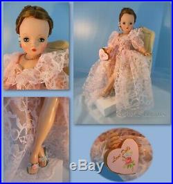 Gorgeous Vintage Madame Alexander Cissy Doll
