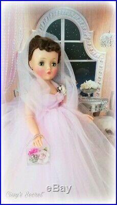 Gorgeous Vintage Madame Alexander Cissy Doll Brunette Updo Pink Tulle Ball Gown