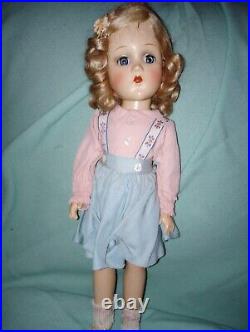 HTF Antique Madame Alexander 1942 FAO Scwartz Trousseau Set & 2 Dolls