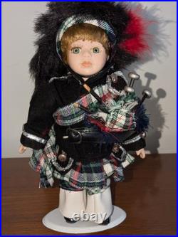 Huge Lot of 69 Vintage Madame Alexander 8 Dolls Been on Display W Bonus Extras