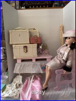 Jackie Kennedy Madame Alexander 3cases Vanity&chair2outfits Beautiful Set-rare