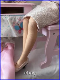 Jackie Kennedy Madame Alexander 3cases Vanity&chair2outfits Beautiful Set-rare