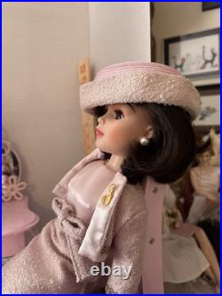 Jackie Kennedy Madame Alexander 3cases Vanity&chair2outfits Beautiful Set-rare