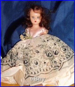 Lot of Vintage Dolls Madame Alexander Vogue Storybook Collection NR LOOK