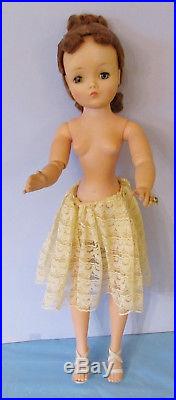 Lovely 20 Madame Alexander Cissy Doll In Tagged Satin Evening Dress & Coat