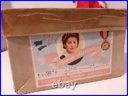MADAME ALEXANDER 15 BINNIE WINNIE WALKER DOLL -RED HAIR With BOX + OUTFIT + SHOES
