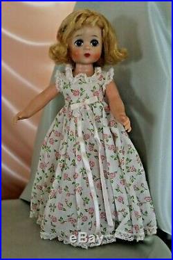 MADAME ALEXANDER 1968 Pamela (Lissy face) mixed trunk set /wigs/ great condition
