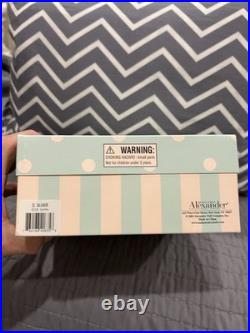 MADAME ALEXANDER 8 SIGNED INTERNATIONAL DOLL. EL SALVADORE With FRUIT BASK