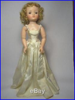 MADAME ALEXANDER CISSY DOLL from 1958
