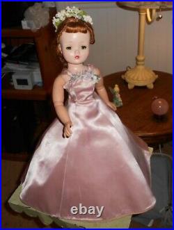 MADAME ALEXANDER Cissy 21 Ballgown Pink w Grey Stole/Flowers Vintage 1950s