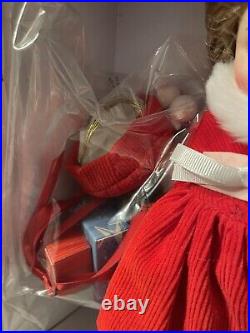 MADAME ALEXANDER DOLL THE CHRISTMAS VISIT Adorable New in Open Box With COA