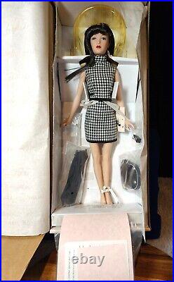 MADAME ALEXANDER Doll Jade In Graphic IMPACT 2002 15 ALEX ORIGINAL BOX