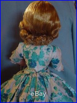 Madame Alexander Vintage Hard Plastic Cissy Doll Mint In Box With Hat Box! Superb
