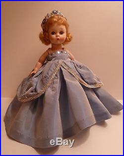 MADAME ALEXANDER Vintage Cinderella Dressed Wendy 8 Doll SLW Fuzzy shoes