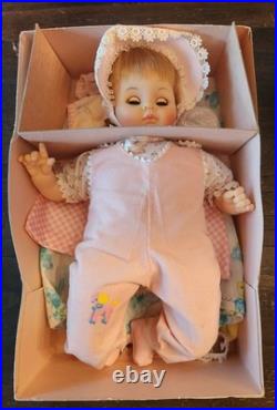 MIB Vintage 1965 Madame Alexander PUSSY CAT 14 Doll With Tag And Clothes #3553