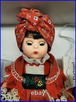 MIB, madame alexander 8 inch dolls, 35975 Portugal