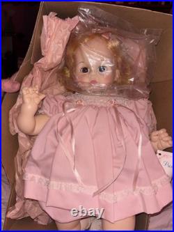 Madam Alexander Doll #5228 Pussy Cat New In Box. NeverBeenTaken Out Vintage Doll