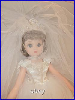 Madame Alexander 18 Doll CLASSIC BRIDE 22690 Hand Tag Soft Skin