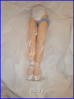 Madame Alexander 18 Doll CLASSIC BRIDE 22690 Hand Tag Soft Skin