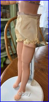 Madame Alexander 1956 Cissy Bridesmaid In Blue Gown