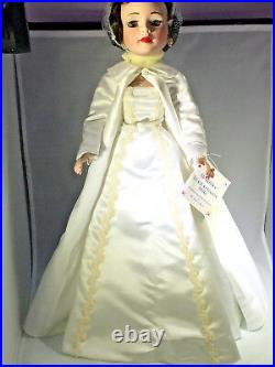 Madame Alexander 1961Jacqueline Kennedy Doll in White Satin Inaugural Ball Gown