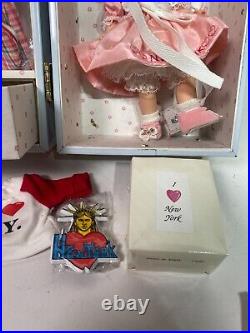 Madame Alexander 1996 MADC Premiere I Love NY Trunk Set With Doll, Box, Accesories