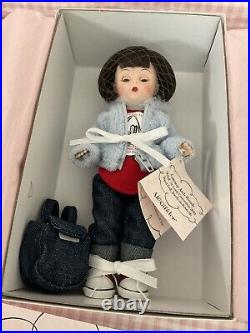 Madame Alexander 2010 MADC St Louis Convention Gateway Arch Wendy 8 Doll #60220