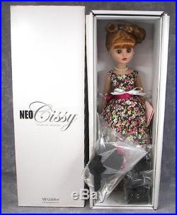 Madame Alexander 2012 Neo-Cissy MADC Doll First Lady of The Turf17 TallNew