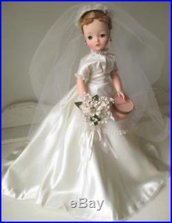 Madame Alexander 21 Cissy Bride Doll Stunning! With Extra's