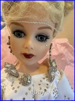 Madame Alexander 21 Diamond Beauty 22490 75th Anniversary Limited edition