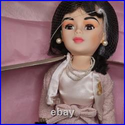 Madame Alexander 21 Inch Jackie Kennedy Travel Ensemble 1745 Doll In Box With COA