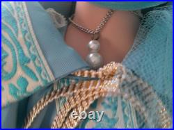 Madame Alexander 21 Portrait Cornelia Blue Gown & Coat Mib #2212 1978