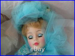Madame Alexander 21 Portrait Cornelia Blue Gown & Coat Mib #2212 1978