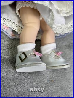 Madame Alexander 36625 Anniversary Bouquet 8 Doll Limited