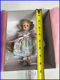Madame Alexander 36625 Anniversary Bouquet 8 Doll With Box, Accessories, COA
