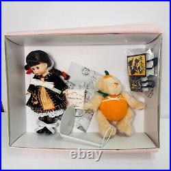 Madame Alexander 38590 Halloween Treats 8 Doll With Box, Accessories & Tags