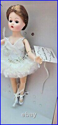 Madame Alexander 42075 Swan Lakes Odette 10 Doll Cissette Limited Edition Coa